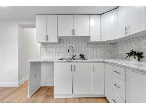 149 Dundas Street, Brantford, ON - Indoor Photo Showing Kitchen With Upgraded Kitchen