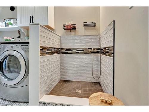 470 Lakeshore Road, Selkirk, ON - Indoor Photo Showing Laundry Room