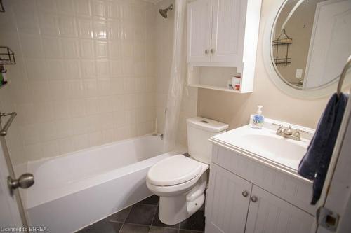 113 Eagle Avenue, Brantford, ON - Indoor Photo Showing Bathroom