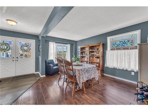 55 Lovell Crescent, Brantford, ON - Indoor Photo Showing Dining Room