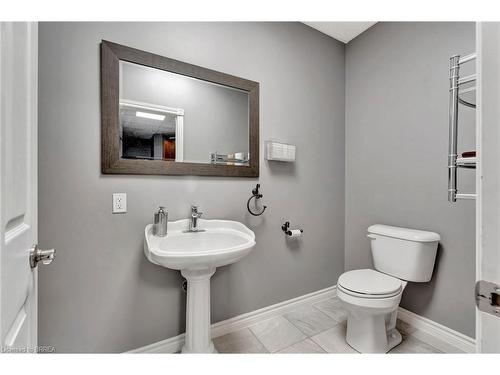 373 Maple Avenue, Burford, ON - Indoor Photo Showing Bathroom