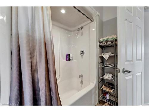373 Maple Avenue, Burford, ON - Indoor Photo Showing Bathroom