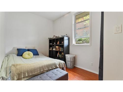 166 Hess Street N, Hamilton, ON - Indoor Photo Showing Bedroom