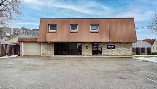 3-325 Fairview Drive, Brantford, ON - Outdoor
