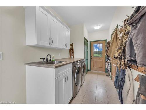 1668 Concession 7 Townsend Road, Waterford, ON - Indoor Photo Showing Laundry Room