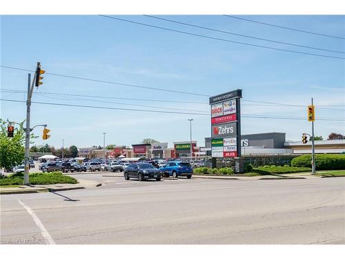 203-421 Fairview Drive, Brantford, ON - Outdoor