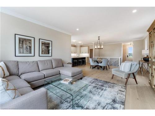 111 Judd Drive, Simcoe, ON - Indoor Photo Showing Living Room