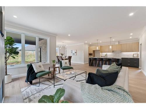 107 Judd Drive, Simcoe, ON - Indoor Photo Showing Living Room