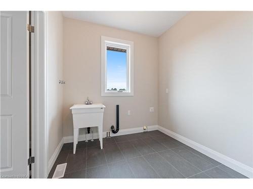 107 Judd Drive, Simcoe, ON - Indoor Photo Showing Other Room