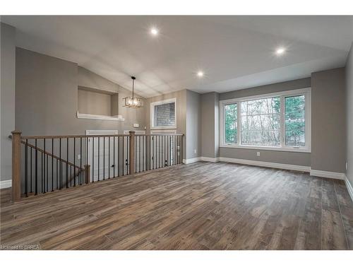 33 Vanrooy Trail, Waterford, ON - Indoor Photo Showing Other Room