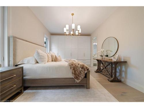 141 Parkside Drive, Brantford, ON - Indoor Photo Showing Bedroom