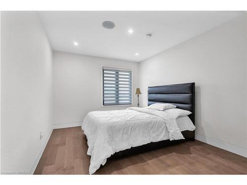 76 53 Highway, Burford, ON - Indoor Photo Showing Bedroom