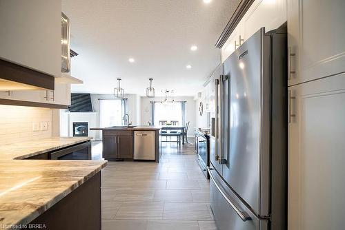 67 Curtis Street, Innerkip, ON - Indoor Photo Showing Kitchen With Upgraded Kitchen