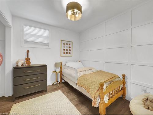 52 Church Street, Brantford, ON - Indoor Photo Showing Bedroom