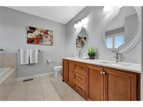 27 Pinehill Drive, Brantford, ON - Indoor Photo Showing Bathroom