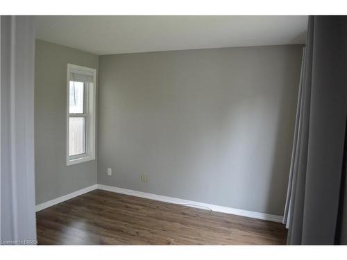 18 Robinson Street S, Grimsby, ON - Indoor Photo Showing Other Room