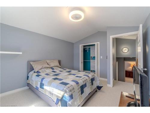 27 Landon Avenue, Simcoe, ON - Indoor Photo Showing Bedroom