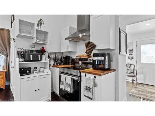 361 St Paul Avenue, Brantford, ON - Indoor Photo Showing Kitchen