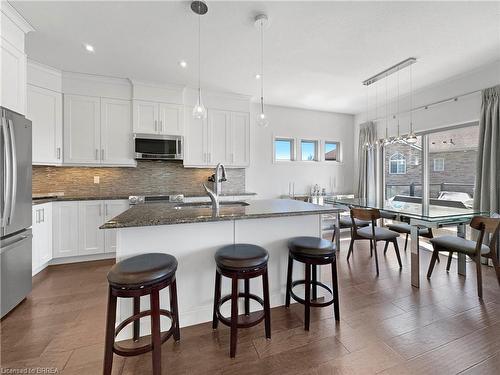 3 Heath Street, Brantford, ON - Indoor Photo Showing Kitchen With Stainless Steel Kitchen With Upgraded Kitchen