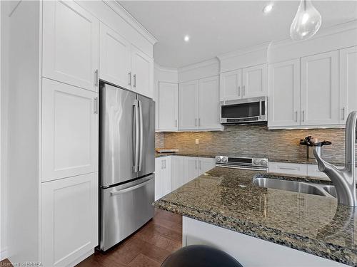 3 Heath Street, Brantford, ON - Indoor Photo Showing Kitchen With Stainless Steel Kitchen With Double Sink With Upgraded Kitchen