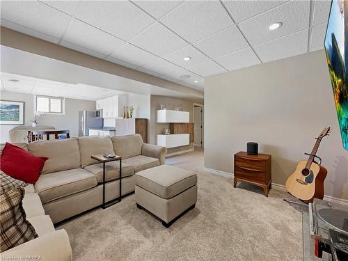 3 Heath Street, Brantford, ON - Indoor Photo Showing Living Room