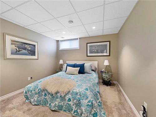 3 Heath Street, Brantford, ON - Indoor Photo Showing Bedroom