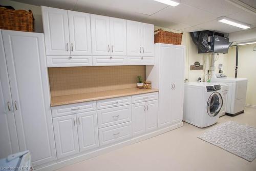 8 Ravine Court, Port Dover, ON - Indoor Photo Showing Laundry Room