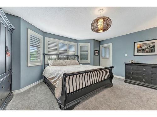 95 St Andrews Drive, Brantford, ON - Indoor Photo Showing Bedroom