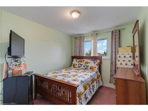 3314 Jolliffe Avenue, Mississauga, ON - Indoor Photo Showing Bedroom