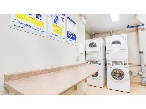 65 George Street, Brantford, ON - Indoor Photo Showing Laundry Room