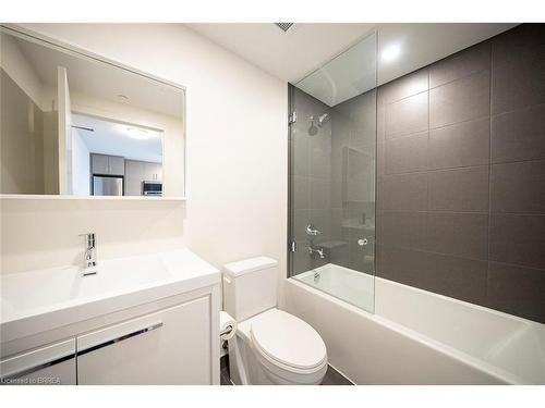 823-212 King William Street, Hamilton, ON - Indoor Photo Showing Bathroom
