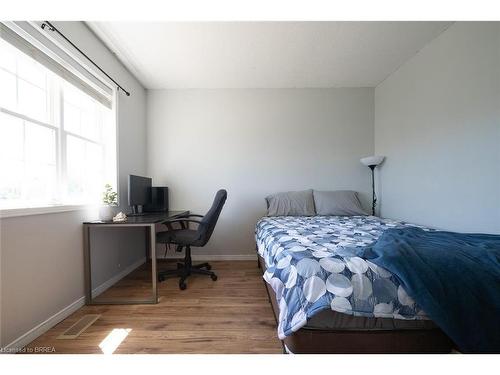 34 Stowe Terrace, Brantford, ON - Indoor Photo Showing Bedroom