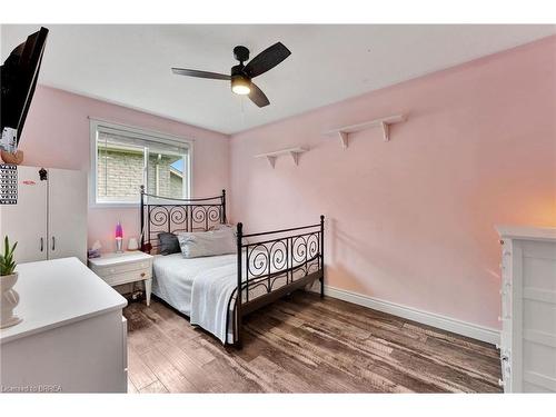 45 Brewster Way, Brantford, ON - Indoor Photo Showing Bedroom