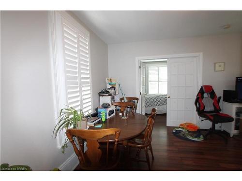 122 Chatham Street, Brantford, ON - Indoor Photo Showing Dining Room