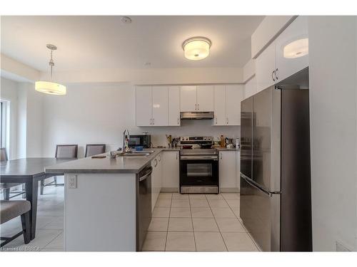 25 Bowery Road, Brantford, ON - Indoor Photo Showing Kitchen