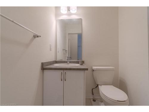 25 Bowery Road, Brantford, ON - Indoor Photo Showing Bathroom