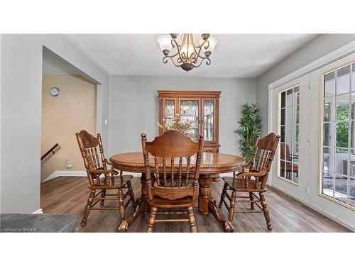 12 Campbell Farm Road, Brantford, ON - Indoor Photo Showing Dining Room