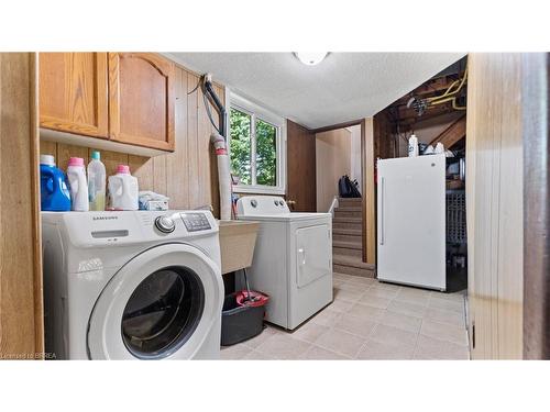 12 Campbell Farm Road, Brantford, ON - Indoor Photo Showing Laundry Room
