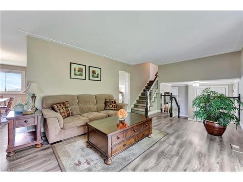 150 Clarke Road, Paris, ON - Indoor Photo Showing Living Room