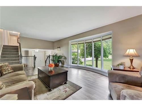 150 Clarke Road, Paris, ON - Indoor Photo Showing Living Room