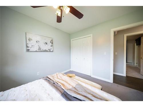 445 Powerline Road, Brantford, ON - Indoor Photo Showing Bedroom