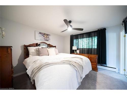 445 Powerline Road, Brantford, ON - Indoor Photo Showing Bedroom