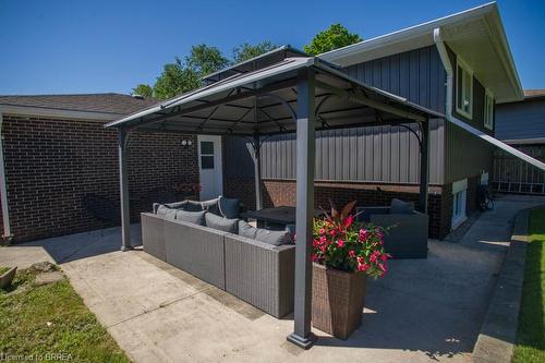 29 Ashgrove Avenue, Brantford, ON - Outdoor With Exterior