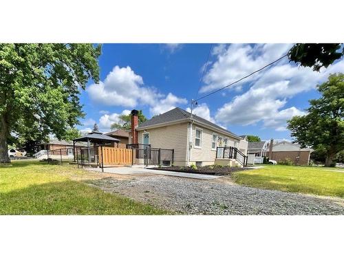 Lower-448 West Street, Brantford, ON - Outdoor