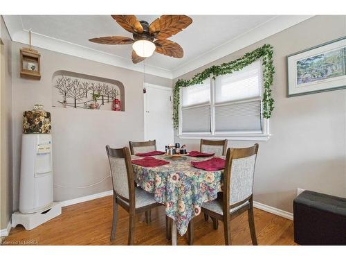 10 Willowdale Street, Brantford, ON - Indoor Photo Showing Dining Room