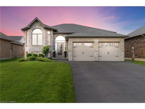 160 Oak Street, Simcoe, ON - Outdoor With Facade