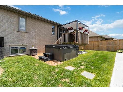 160 Oak Street, Simcoe, ON - Outdoor With Exterior