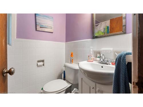 47 Grey Street, Brantford, ON - Indoor Photo Showing Bathroom