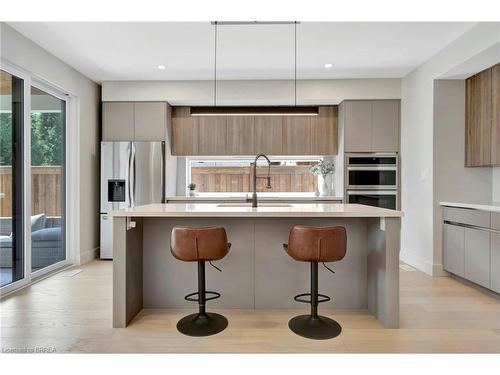 128 Lisgar Avenue, Tillsonburg, ON - Indoor Photo Showing Kitchen With Upgraded Kitchen