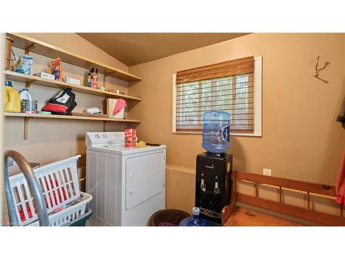 214 St Paul Avenue, Brantford, ON - Indoor Photo Showing Laundry Room